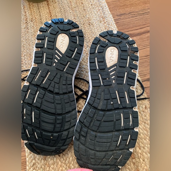 Men’s Brooks Addiction 15 GTS. Size 12 4E - Picture 9 of 11